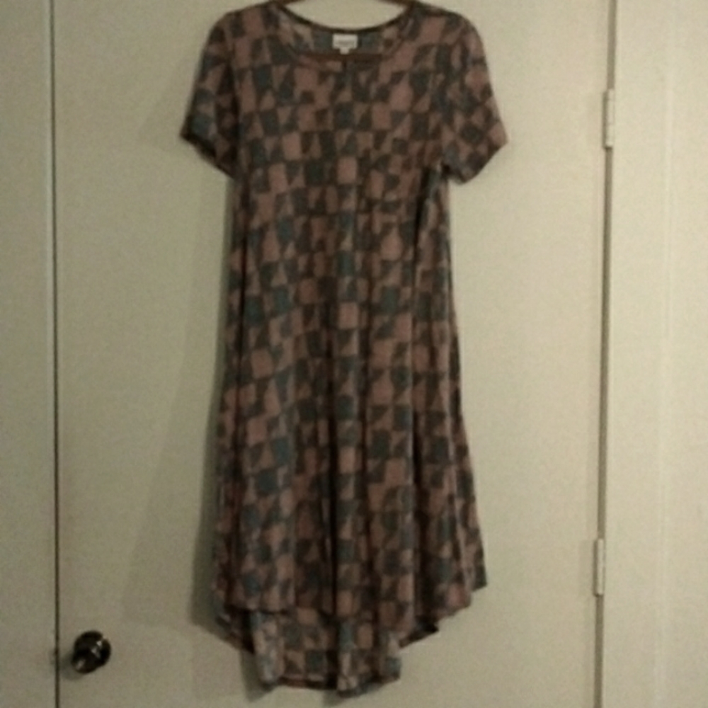 LuLaRoe Carly discontinued style Hi-Lo Swing Dress